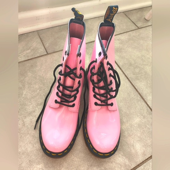 Dr. Martens Glossy Pink Combat Boots Women's Size 9 - Picture 6 of 10